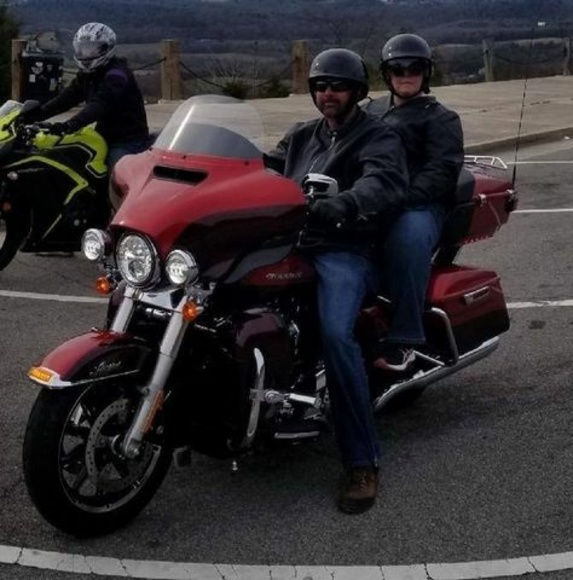 Profile Picture of Carl Elgin (@carlelgin) on Poshmark