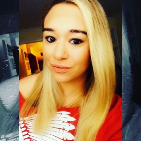 Profile Picture of Rita Connizzo (@rmconnizzo) on Poshmark