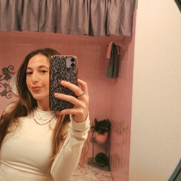 Profile Picture of Drew Barr (@drew_barr) on Poshmark