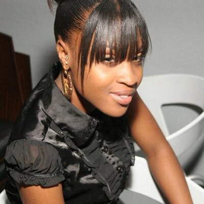 Profile Picture of Danielle Smiley (@smile_n_4_ever) on Twitter