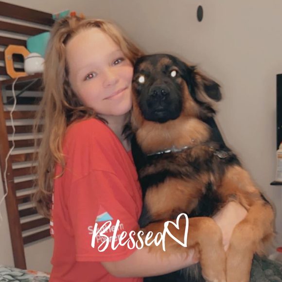 Frankie Turner - Poshmark Profile Picture of Frankie Turner (@imwi3rd2) on Poshmark