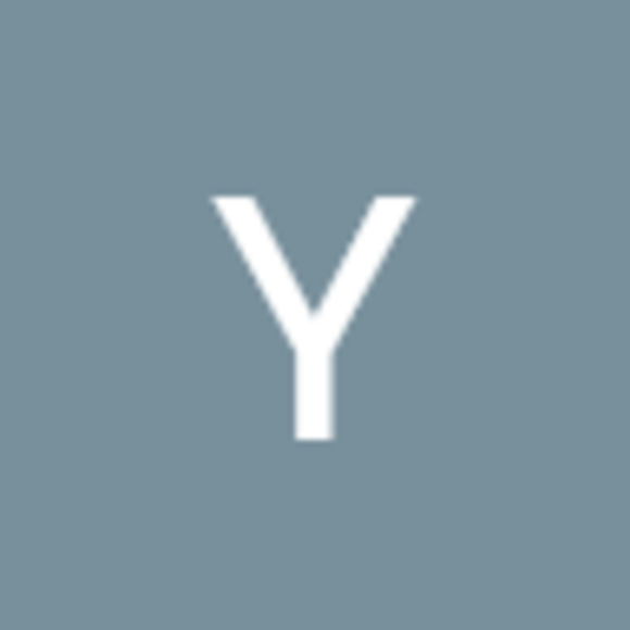 Profile Picture of Yolanda Clay (@yclay906) on Poshmark