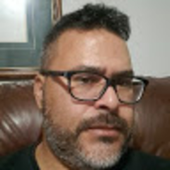 Profile Picture of William pereira dos santos Pereira santos (@williamsus) on Poshmark