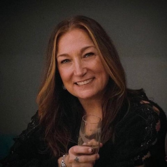 Nancy Menhart - Poshmark Profile Picture of Nancy Menhart (@nmenhart) on Poshmark