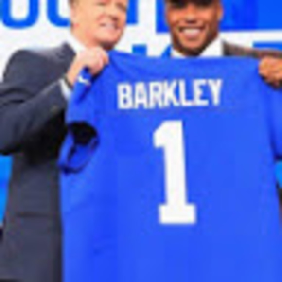 Profile Picture of Davide Pescerelli (@davidep0517) on Poshmark