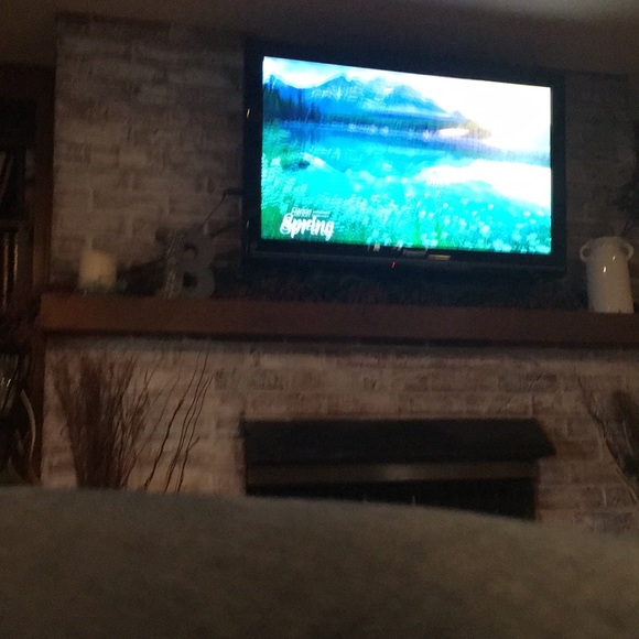 Profile Picture of Hazel Brown (@hazel341) on Poshmark