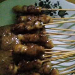 Profile Picture of Robert Firmansyah (@robert.firmansyah) on Tiktok