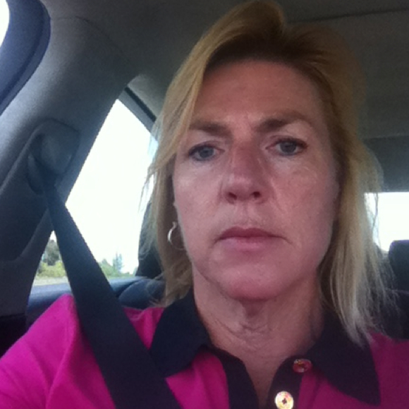 Profile Picture of Claudia Dunne (@cndunne) on Poshmark