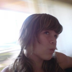 Profile Picture of Laura Kloos (@168631250) on Myspace