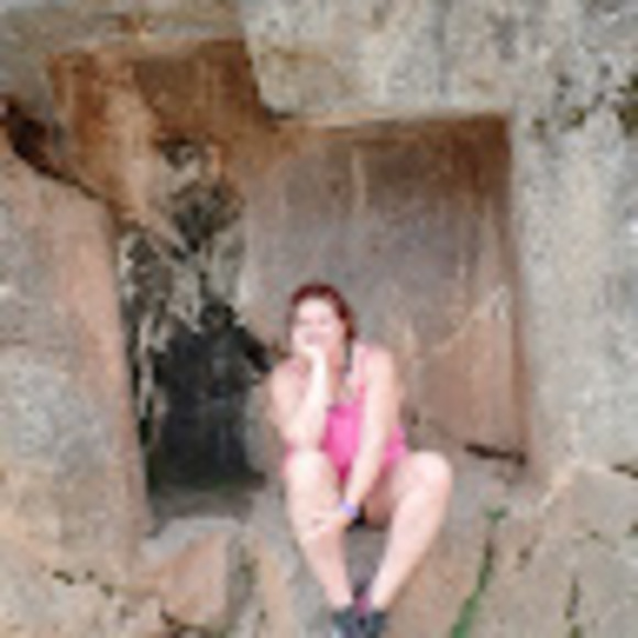 Profile Picture of Rebecca Vasconcellos (@credereorganics) on Poshmark