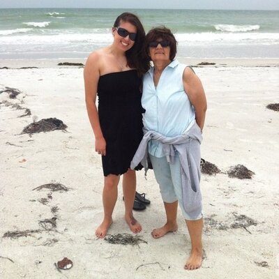 Profile Picture of Jessie (@yeager_jessica) on Twitter