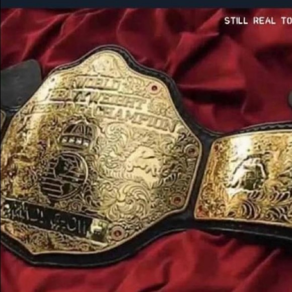 Alex Meraz - Poshmark Profile Picture of Alex Meraz (@alexmeraz335) on Poshmark