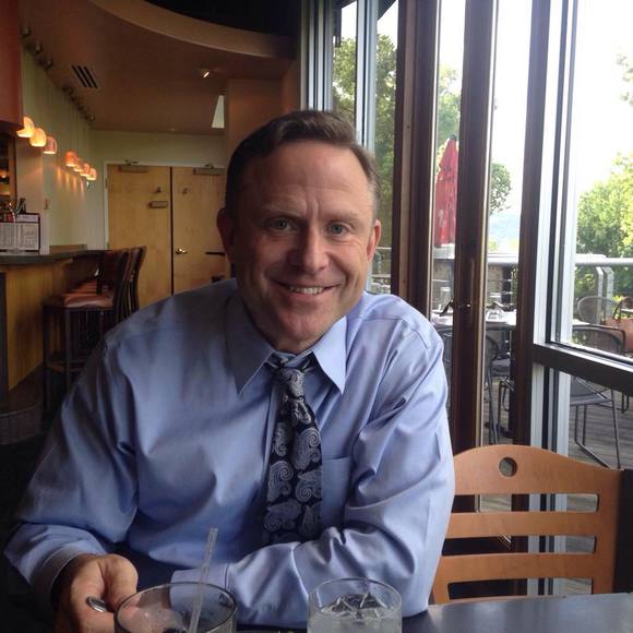 Profile Picture of Scott Dinwiddie (@scott_dinwiddie) on Poshmark