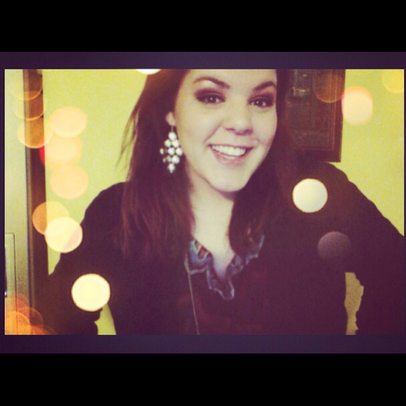 Profile Picture of Savannah Newton (@shavvyshavannah) on Poshmark
