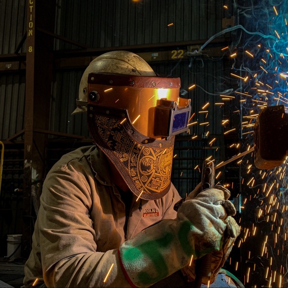 Profile Picture of Jesus Corpus (@jesuscorpus140) on Poshmark