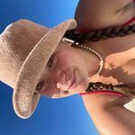 Profile Picture of crystal (@crystalkovzan) on Instagram