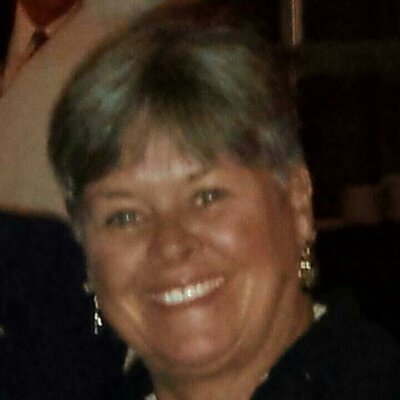 Profile Picture of Nancy Holcombe (@imgolfmom42) on Twitter