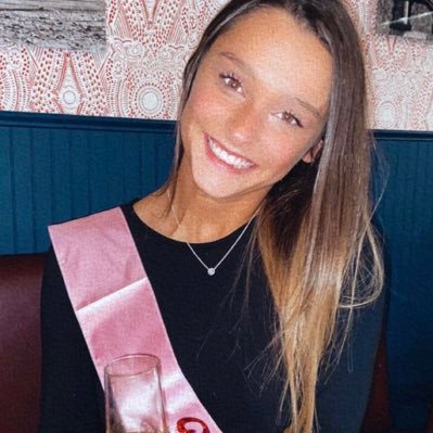 Profile Picture of Laurenthal (@Laurenthal7) on Twitter