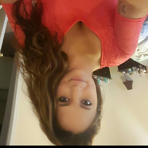 Profile Picture of Leslie Gartman (@leslied121509) on Poshmark