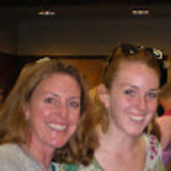 Profile Picture of Roxanne Hayes (@roxannehayes59) on Poshmark