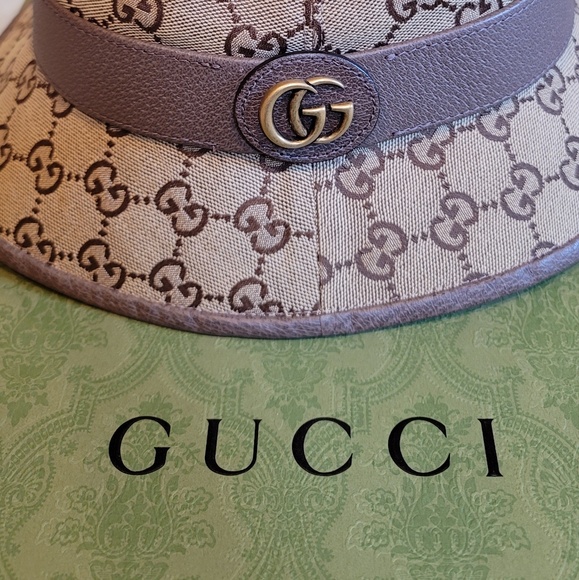 Profile Picture of Jonathan Mccarthy (@gucci_gallery) on Poshmark