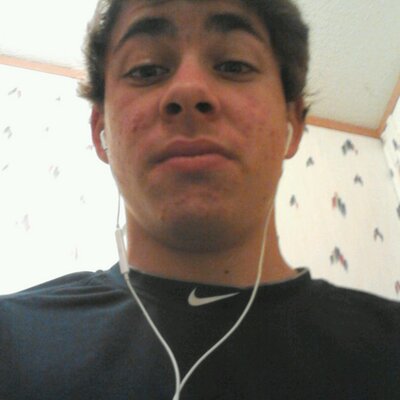 Profile Picture of Jeffery Edmondson (@Dat_guy_Jeffery) on Twitter