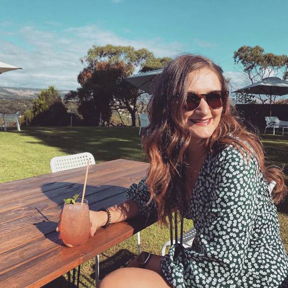 Profile Picture of Emily Tomkinson (@emilytomkinson) on Poshmark