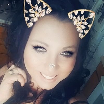 Profile Picture of Nichole Joe (@nichole_joe) on Twitter