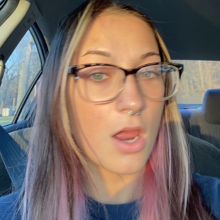 Profile Picture of 𝕒𝕣𝕚𝕒𝕟𝕒 (@arianasingleton1) on Tiktok