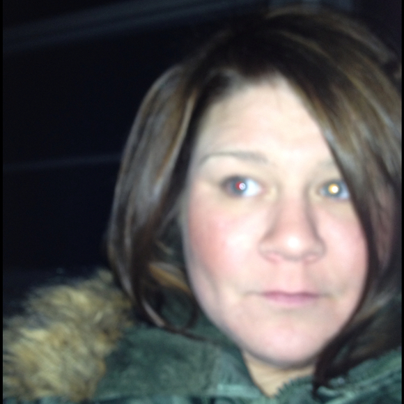 Profile Picture of Cassie Osborn (@clayoz) on Poshmark