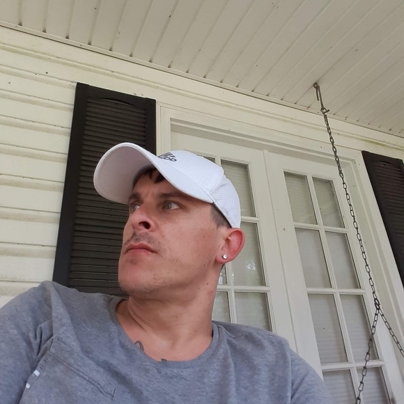 Profile Picture of Stacy Stromeyer (@stevesmith0480) on Poshmark