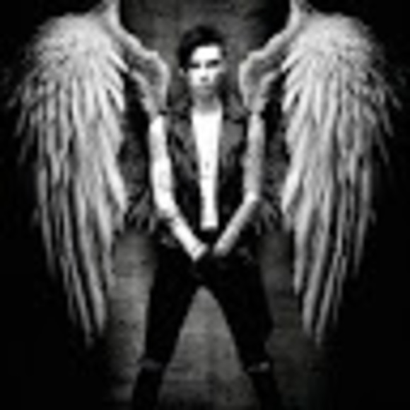 Profile Picture of Mary Niland (@marymoo99403) on Poshmark