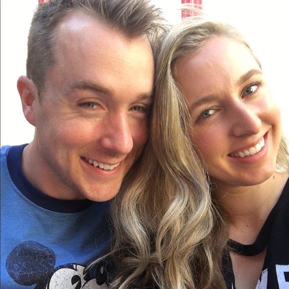 Profile Picture of Jason Garner (@brogarner) on Poshmark