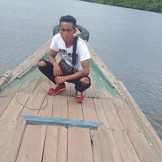 Profile Picture of Arnol Ressie (@arnol.ressie.77) on Facebook