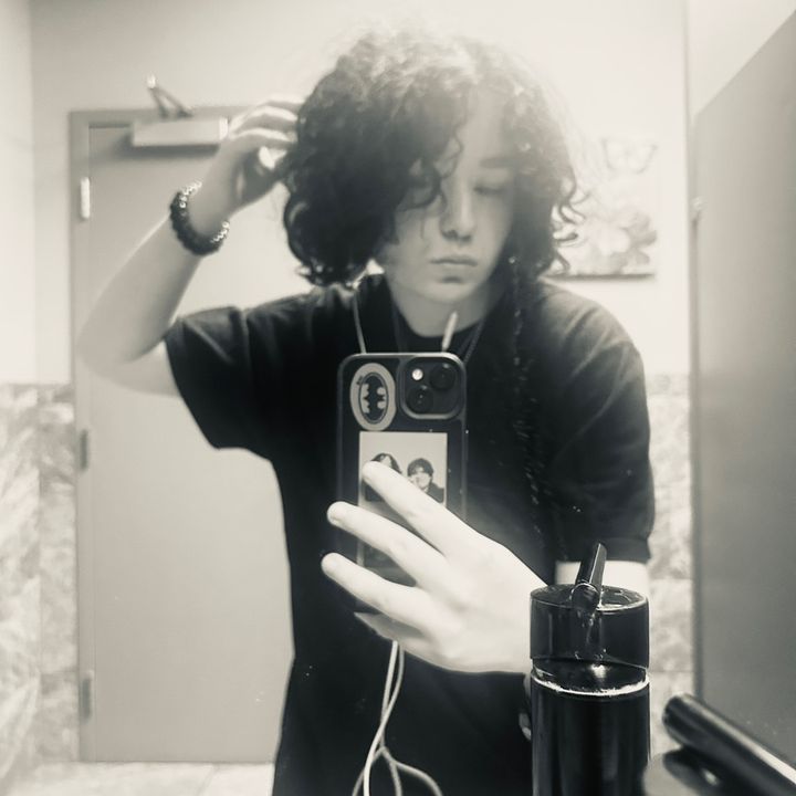 Profile Picture of cyrus ☆ (@cyguylol) on Tiktok