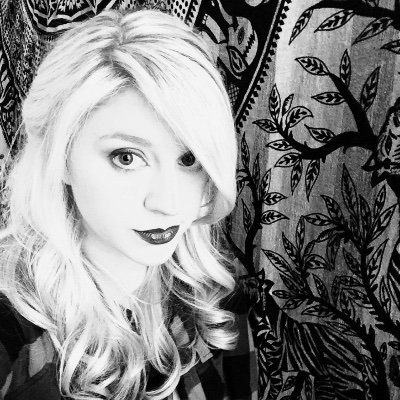 Profile Picture of Elizabeth Carlson (@ElectricLiza) on Twitter