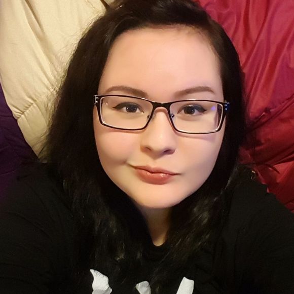 Illora Boulley - Poshmark Profile Picture of Illora Boulley (@sethyria) on Poshmark