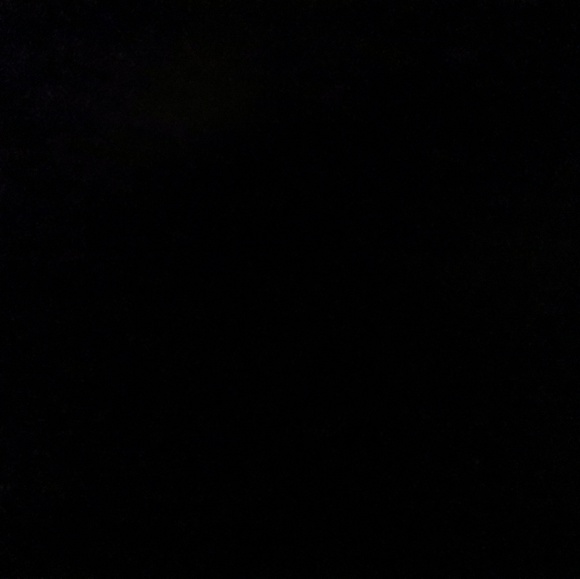 Profile Picture of Taylor Perreault (@taylorperreault) on Poshmark