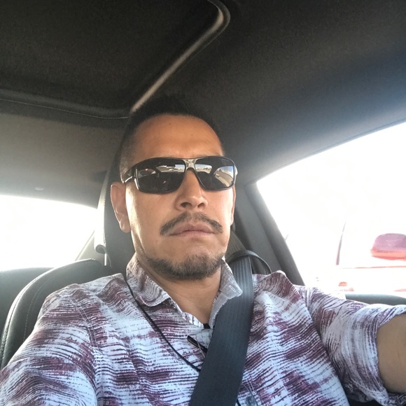 Profile Picture of Leonel Quintero (@ledejo) on Poshmark