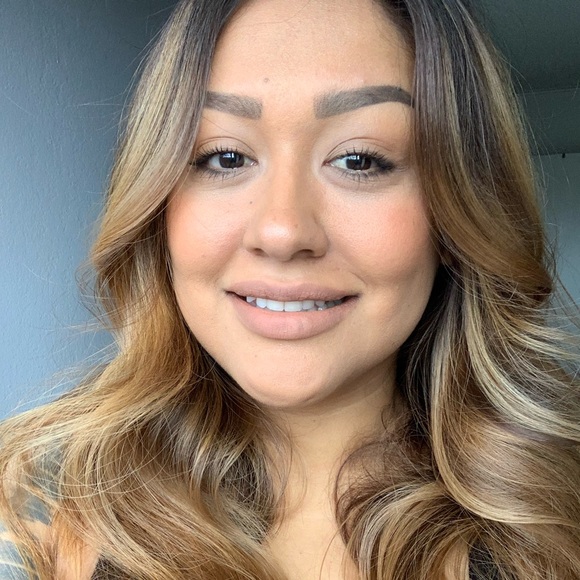 Profile Picture of Ruby Fuentes (@kanicas03) on Poshmark