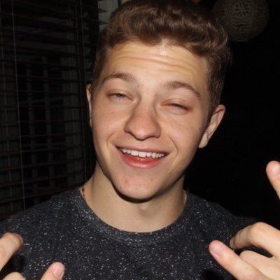 Profile Picture of Nick (@nick_resch4233) on Twitter