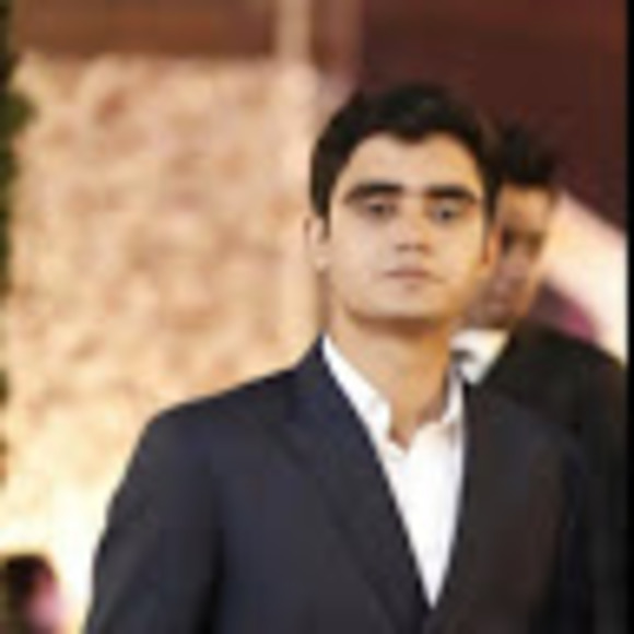 Profile Picture of Hammad Hassan (@hammadmalik5535) on Poshmark