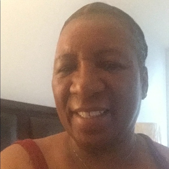 Profile Picture of Ruby Campbell (@rcamp123) on Poshmark