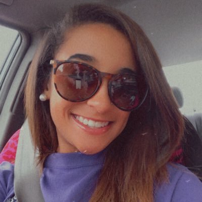 Profile Picture of Ariel Elliott (@ArielElliott13) on Twitter