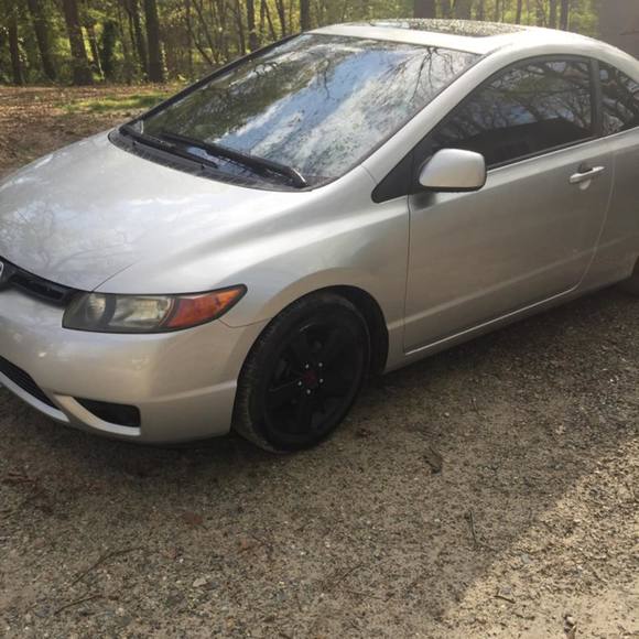 Profile Picture of Timothy Cochran (@timmy199421) on Poshmark