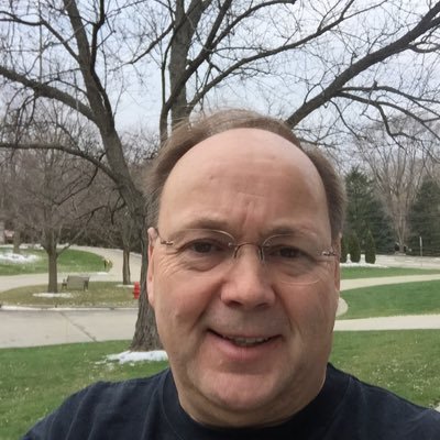 Profile Picture of Clifford Peterson (@blueredandgrey1) on Twitter