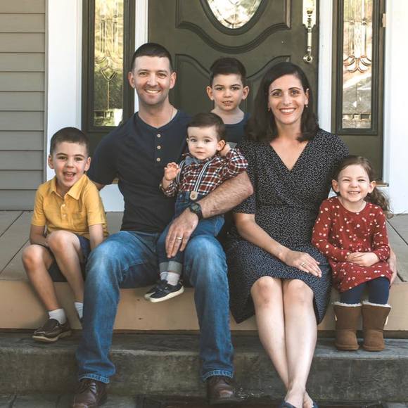 Profile Picture of Maria Ploski (@mariahingle) on Poshmark