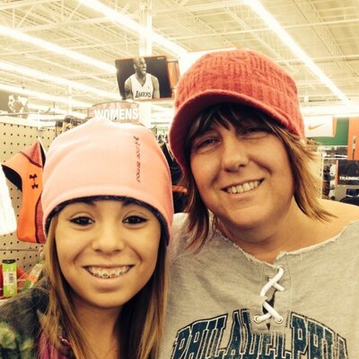 Profile Picture of Deb Weir (@WeirDeb) on Twitter