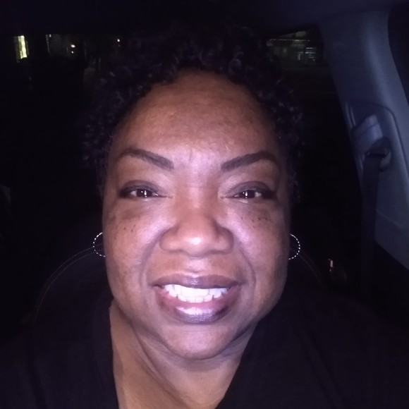 Profile Picture of Dawn Trotter (@dawn_trotter) on Poshmark