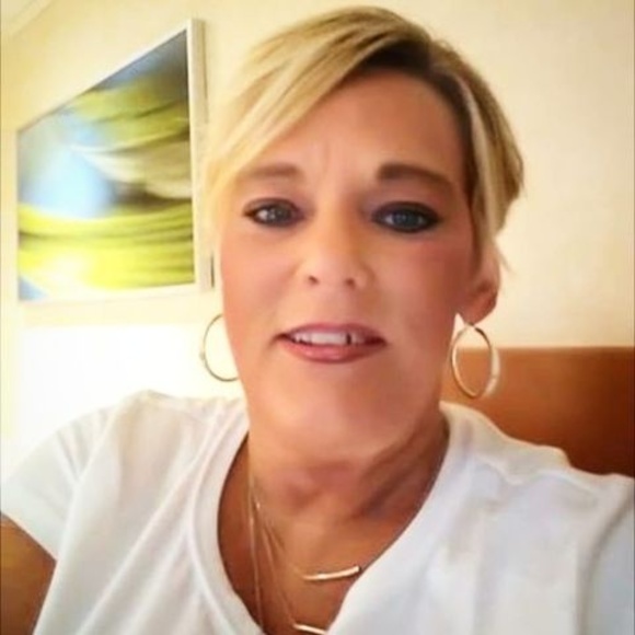 Profile Picture of Paula Wester (@paula_wester) on Poshmark
